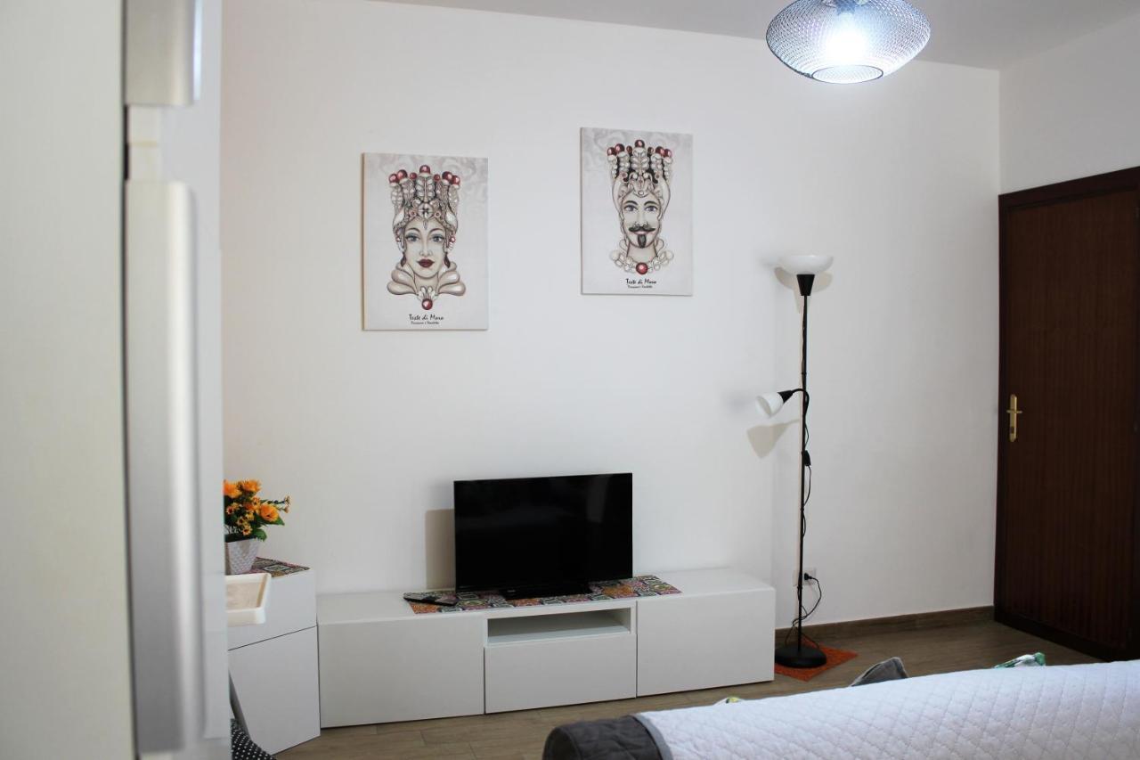 Casa Peppino Appartement Letojanni Buitenkant foto