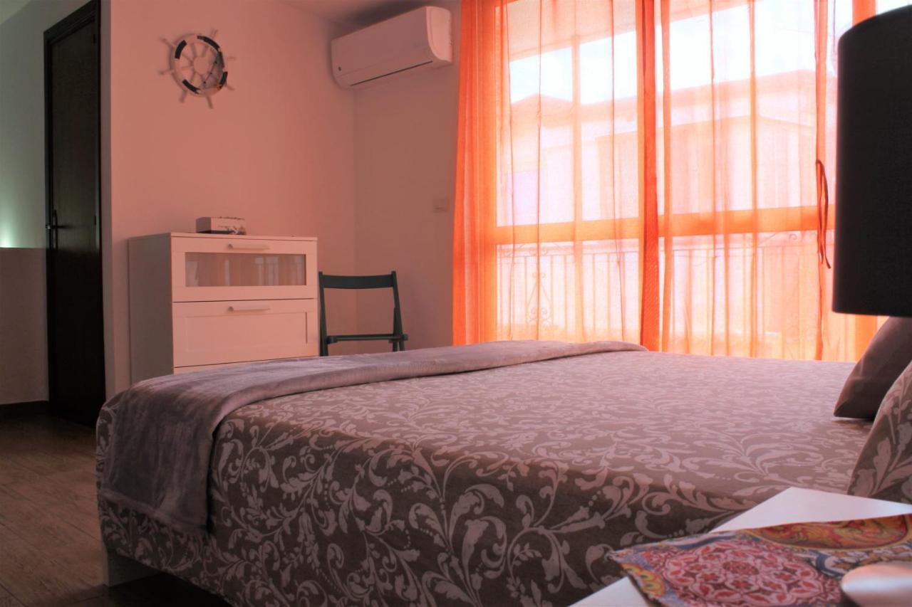 Casa Peppino Appartement Letojanni Buitenkant foto